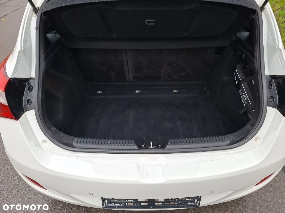 Hyundai i30 1.4 Intro Edition - 20
