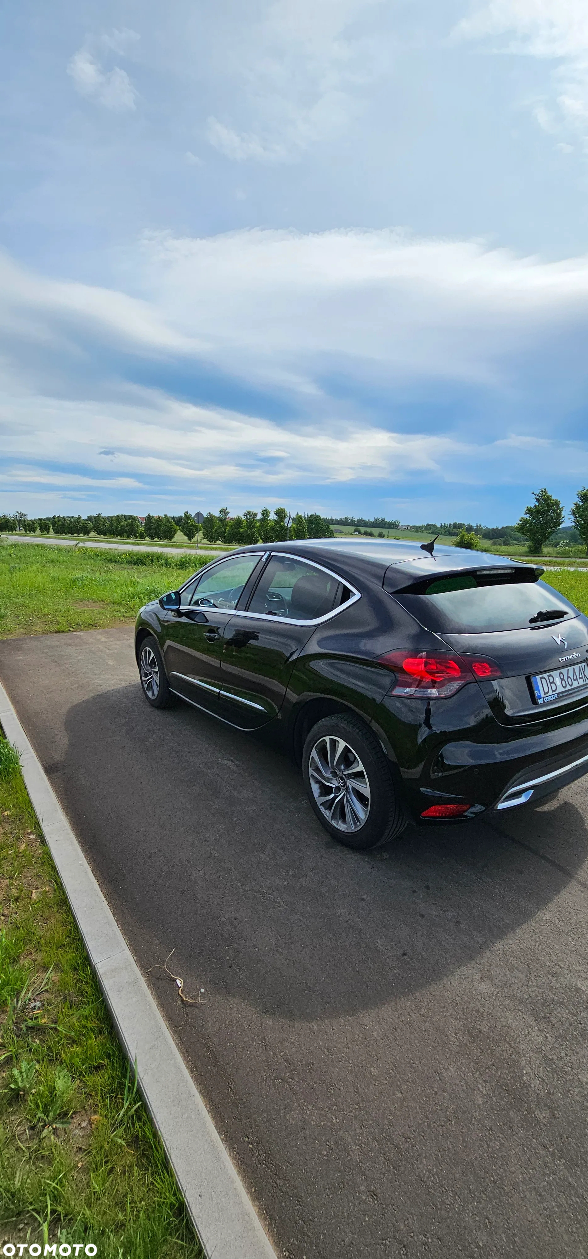 Citroën DS4 1.6 HDi SoChic - 10