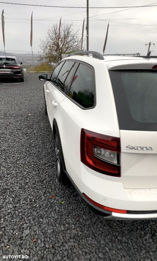 Skoda Octavia 2.0 TDI 4x4 DSG Scout - 3