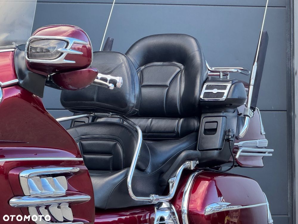 Honda GL - 32