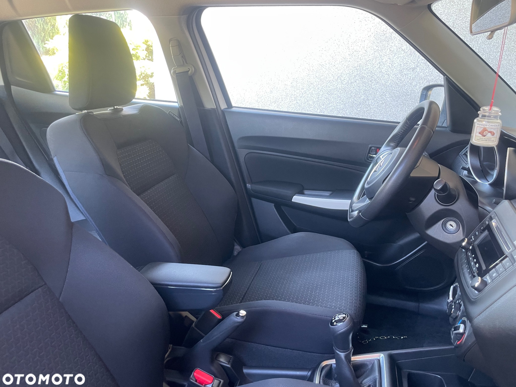 Suzuki Swift 1.2 Premium - 6