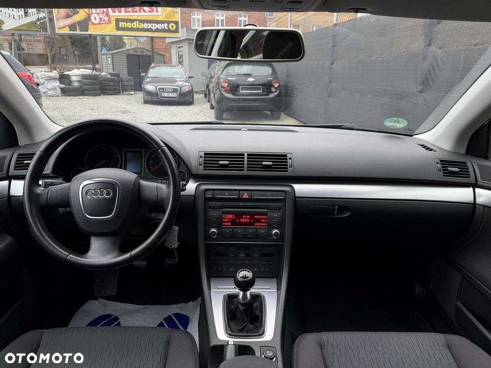 Audi A4 Limousine - 19