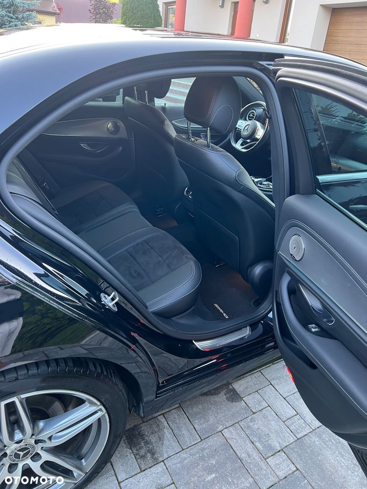 Mercedes-Benz Klasa E 220 d 4-Matic AMG - 9