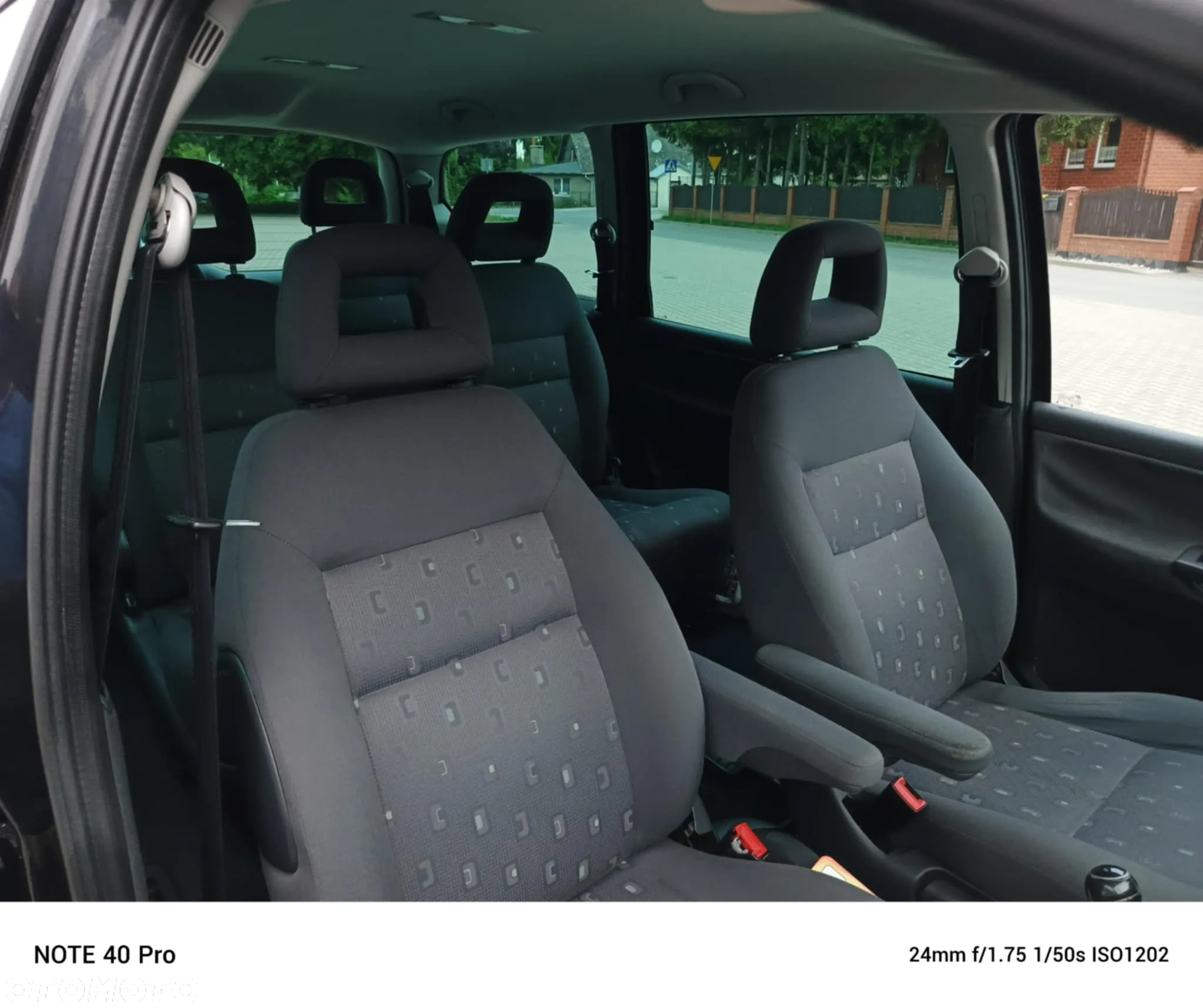 Volkswagen Sharan 1.9 TDI Highline - 31