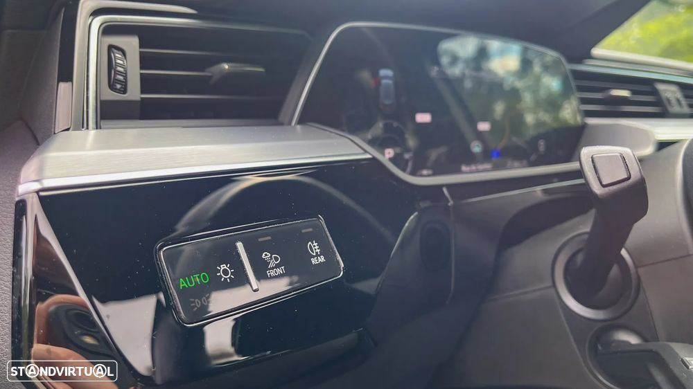 Audi e-tron Sportback 50 quattro S line - 22