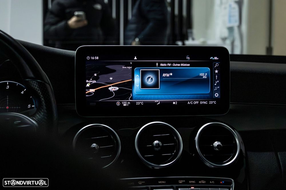 Mercedes-Benz C 300 d AMG Line - 17