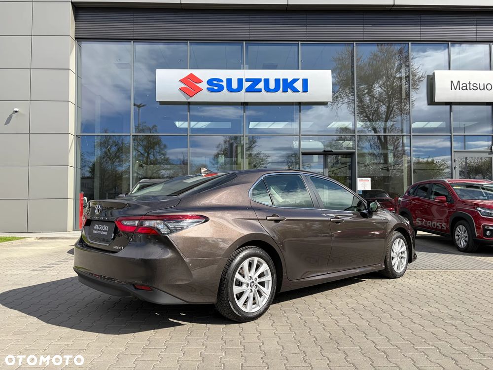 Toyota Camry 2.5 Hybrid Comfort CVT - 4