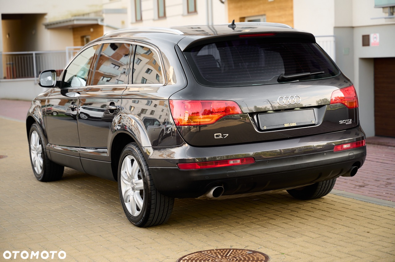 Audi Q7 3.0 TDI Quattro Tiptronic - 9