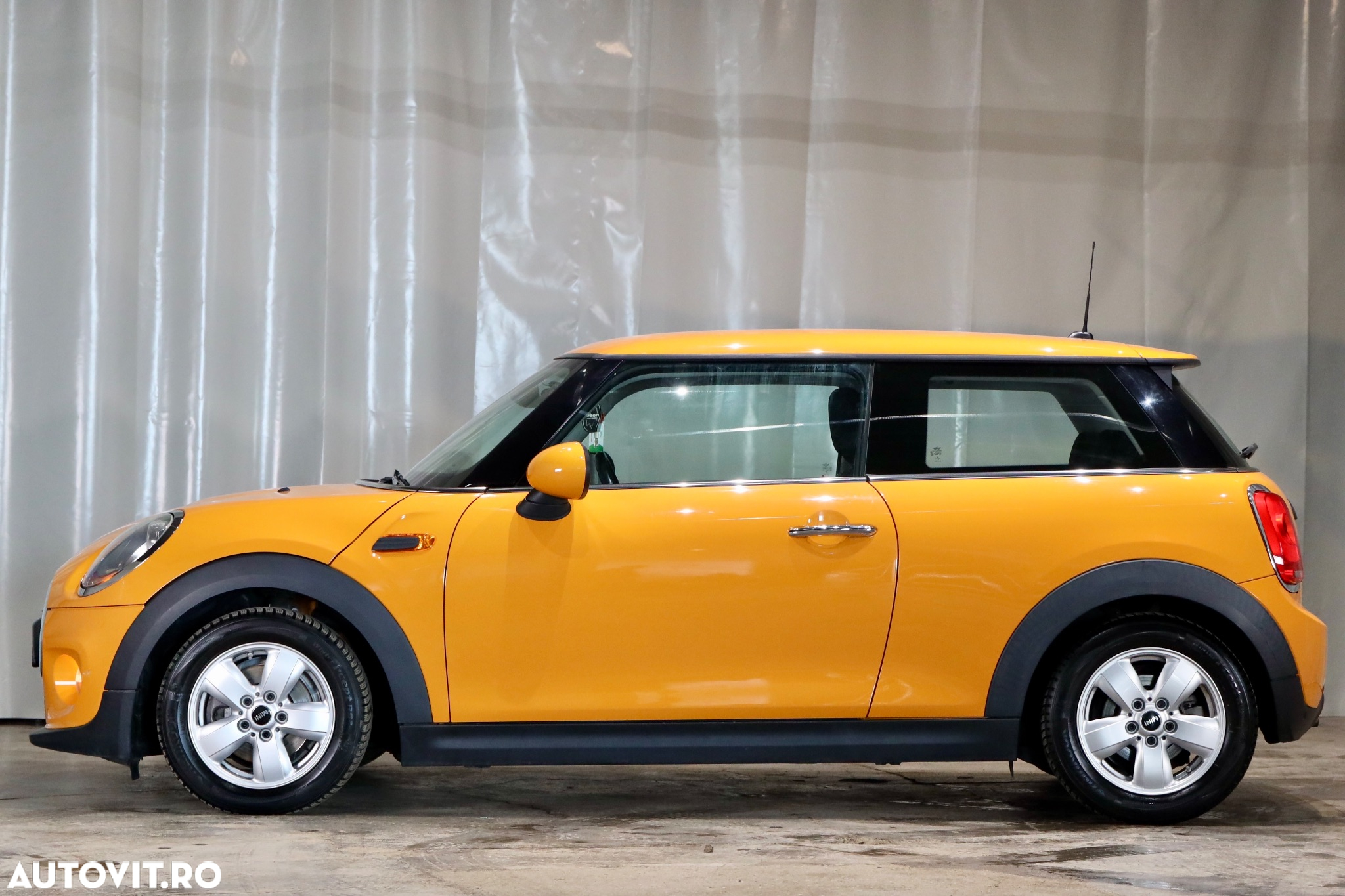 Mini ONE Standard - 36