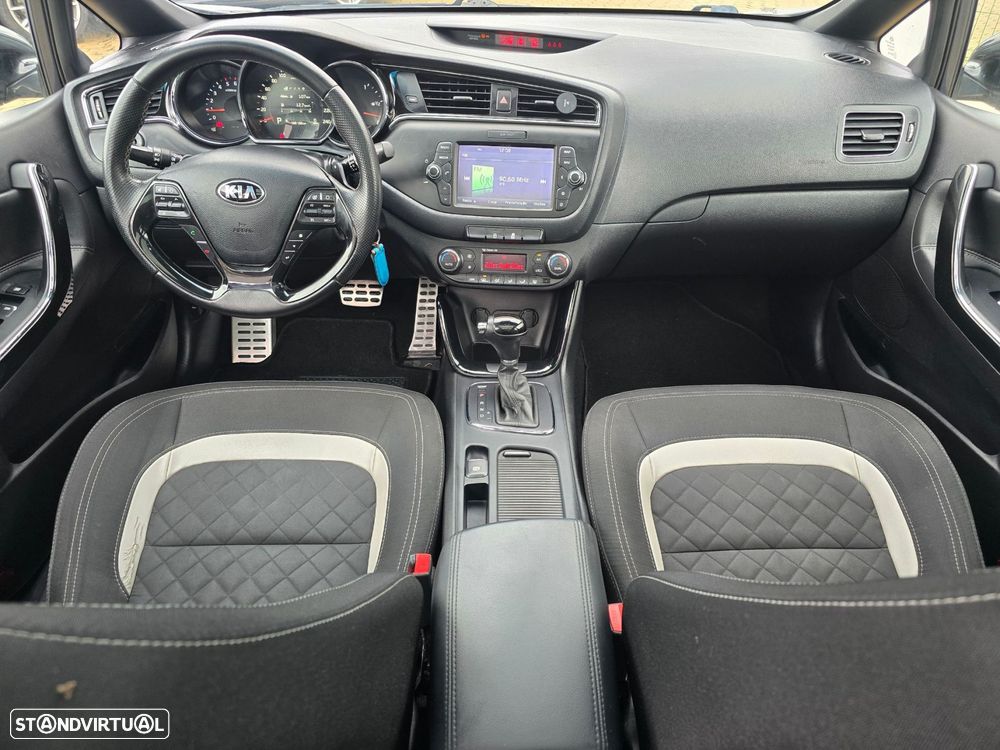 Kia Ceed SW 1.6 CRDi GT Line 7DCT - 19
