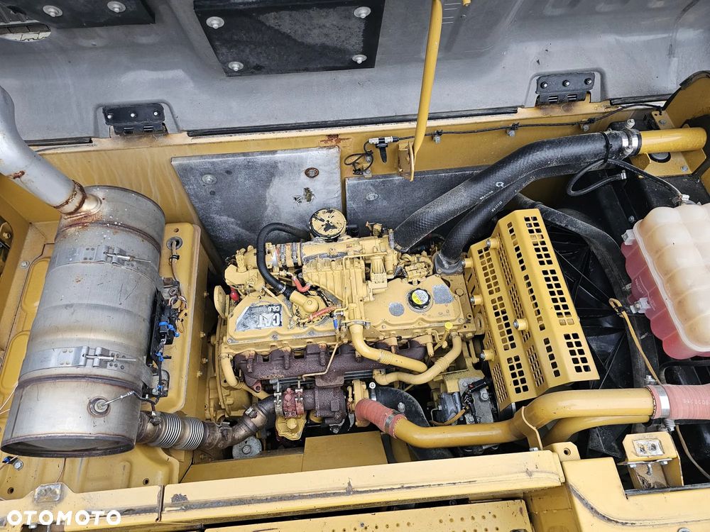 Caterpillar 320E L - 11