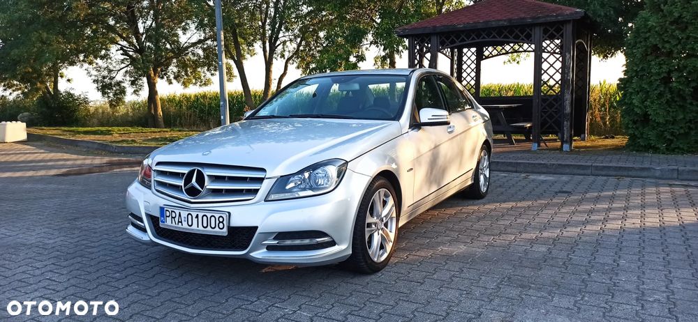 Mercedes-Benz Klasa C 180 T CDI DPF (BlueEFFICIENCY) Avantgarde - 15