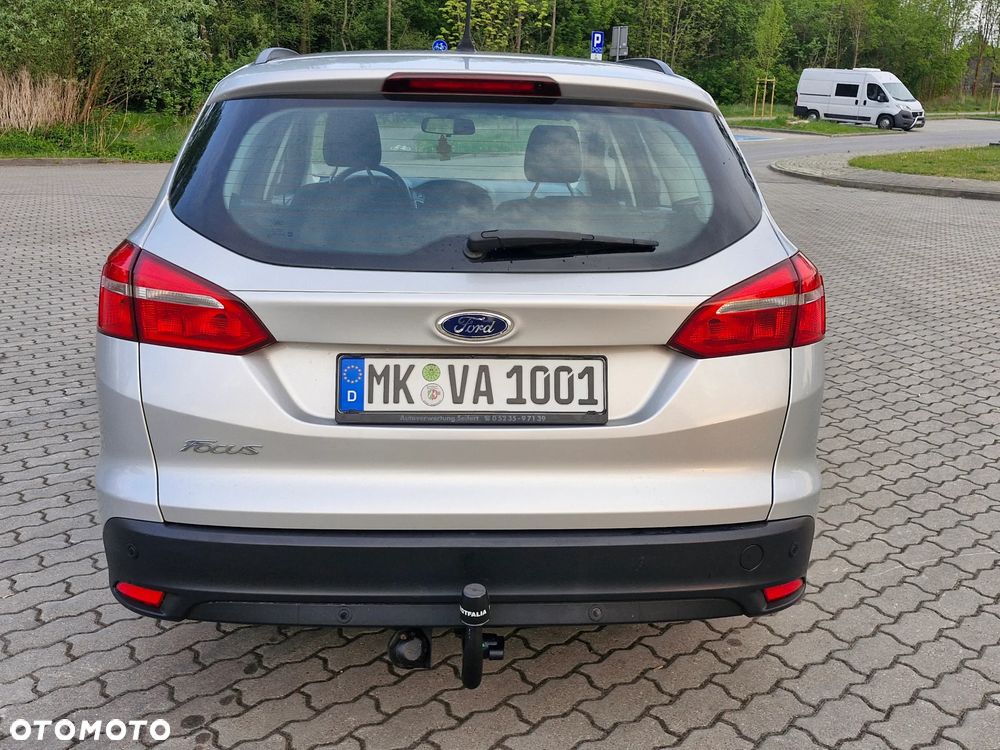 Ford Focus 1.5 TDCi SYNC Edition ASS - 6