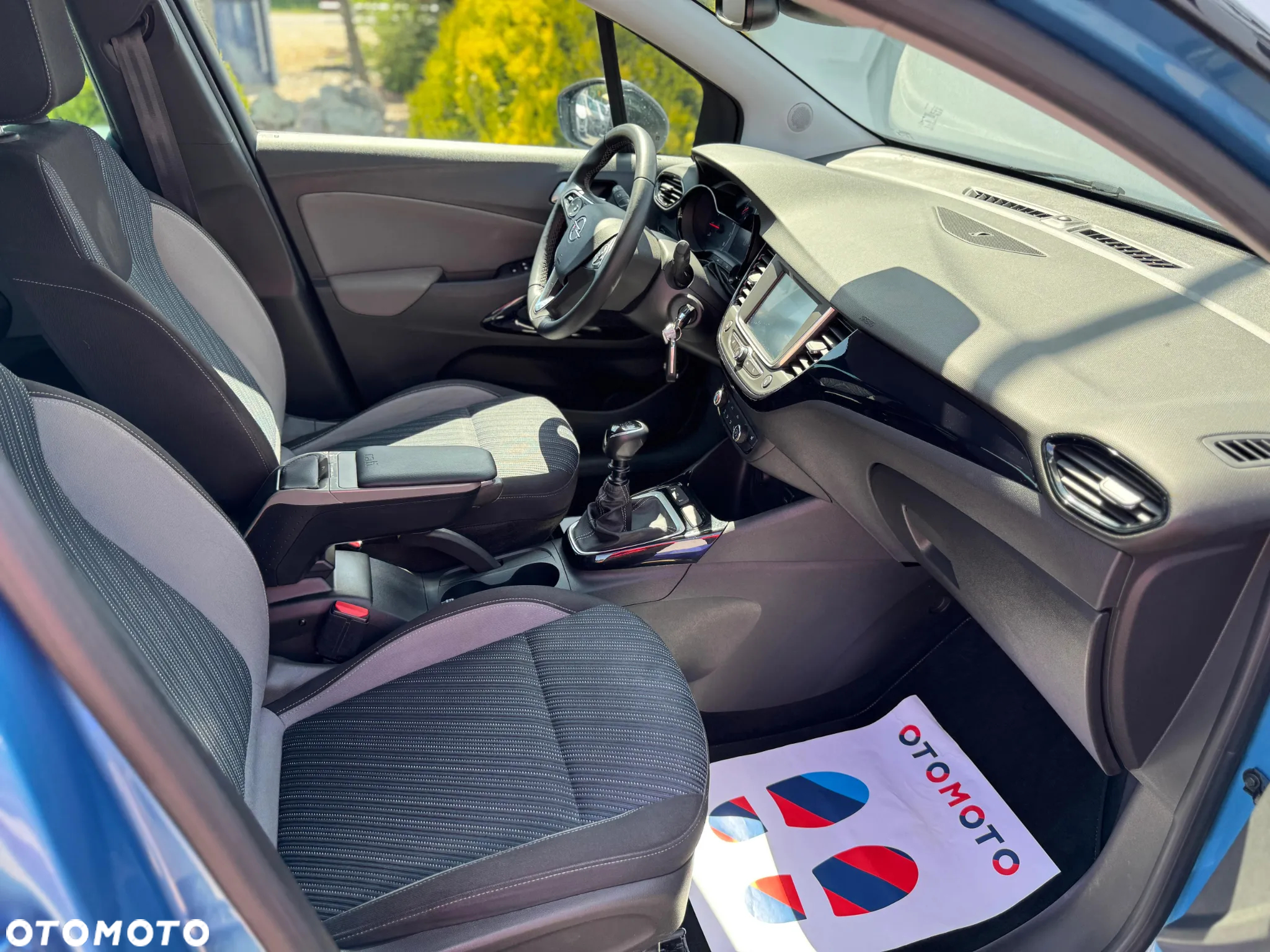 Opel Crossland X - 25