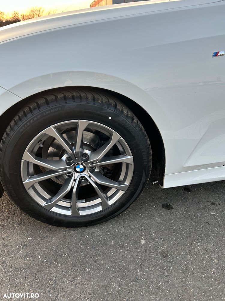 BMW Seria 3 318d Aut. M Sport - 28