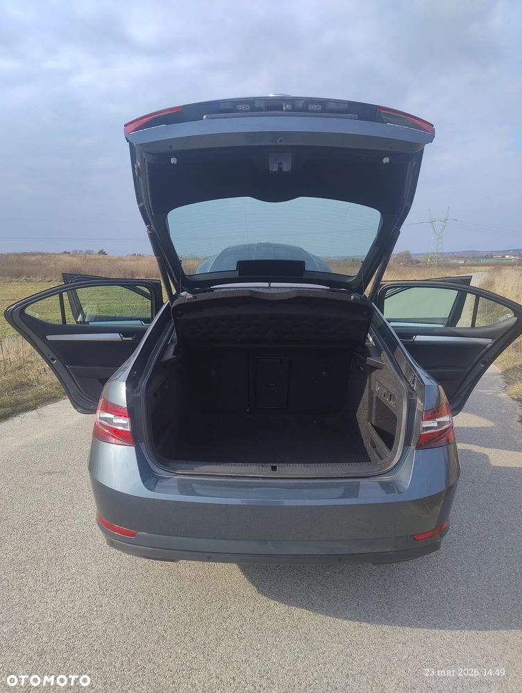 Skoda Superb 2.0 TDI Ambition - 7