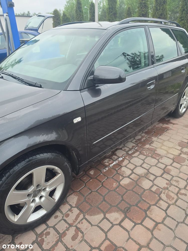 Audi A4 Avant - 6