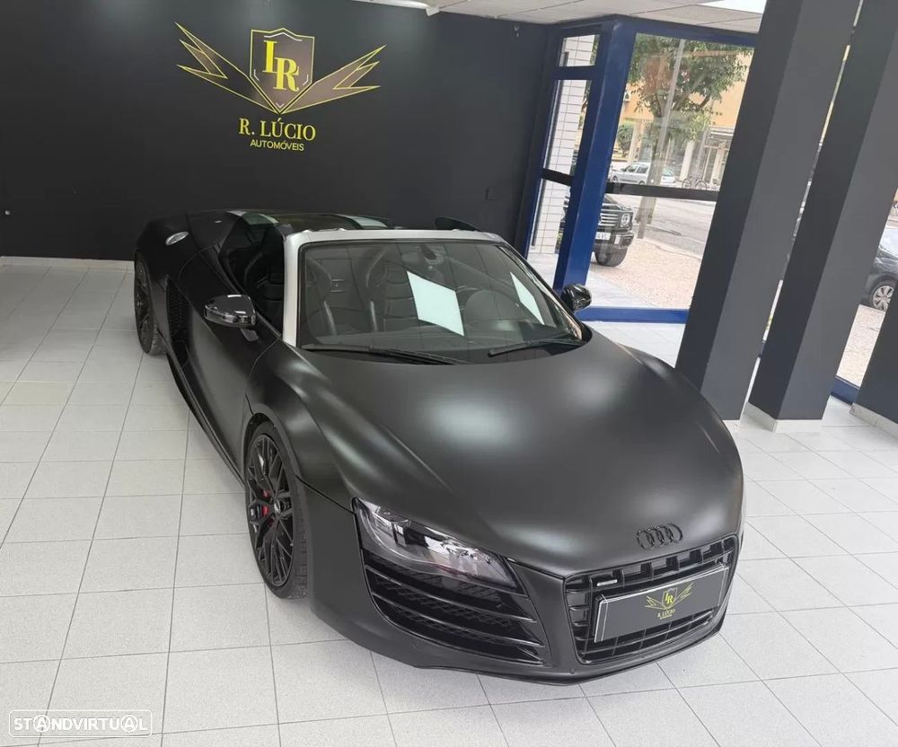 Audi R8 Spyder 5.2 FSi V10 quattro R tronic - 4