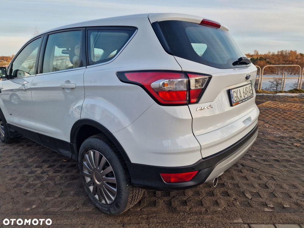 Ford Kuga 2.0 TDCi 4x4 SYNC - 32