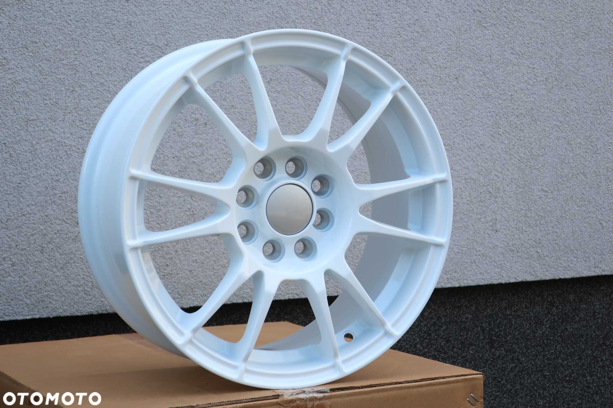 felgi 15 4x100 / 4x108 białe suzuki swift renault clio toyota yaris OZ - 1