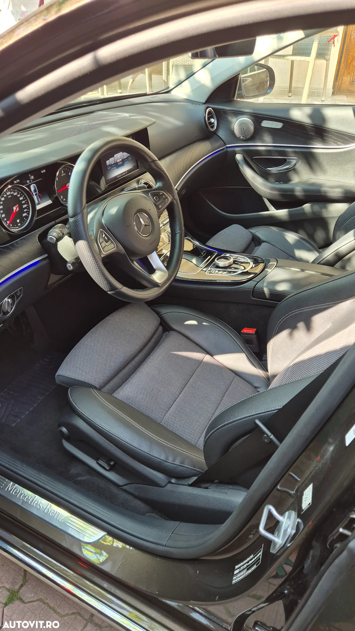 Mercedes-Benz E 220 d T-Modell Aut. - 12