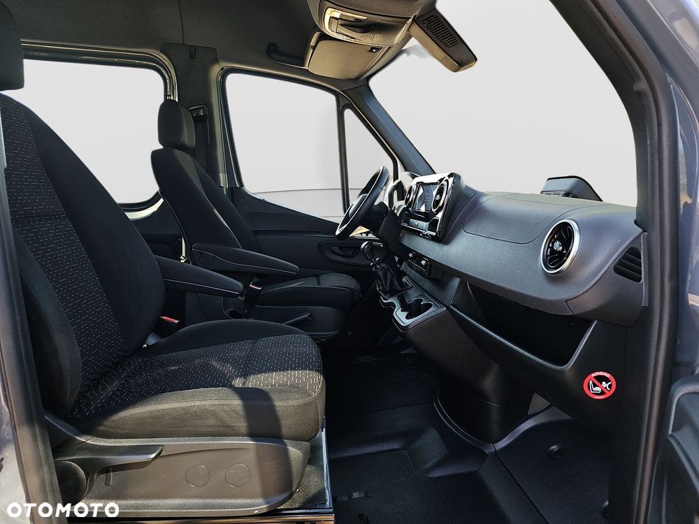 Mercedes-Benz sprinter - 29