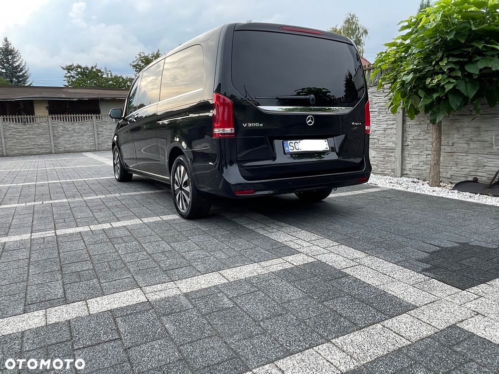 Mercedes-Benz Klasa V 300 d extralang 4Matic 9G-TRONIC Avantgarde Edition - 4