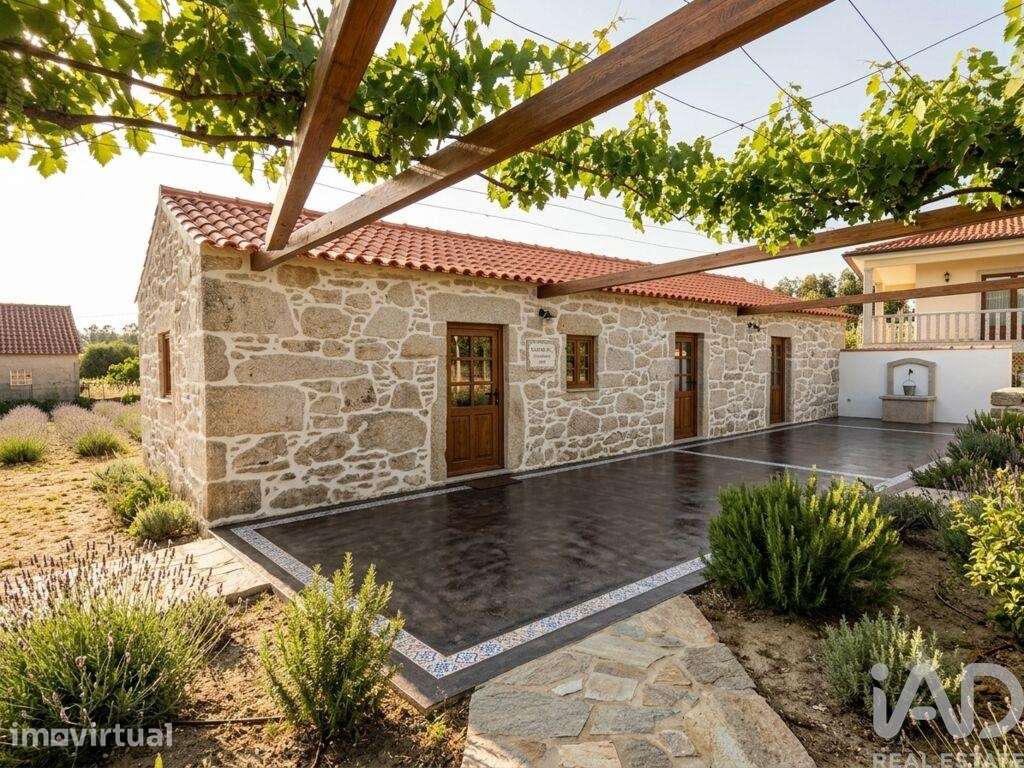 Moradia térrea em Mazarefes e Vila Fria de 114 m2 - Grande imagem: 2/32