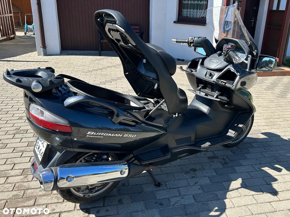 Suzuki Burgman - 8