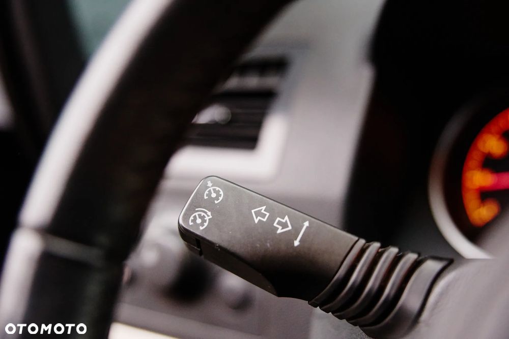 Opel Zafira 1.8 Cosmo - 19