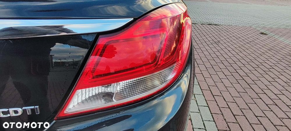Opel Insignia 2.0 CDTI - 22