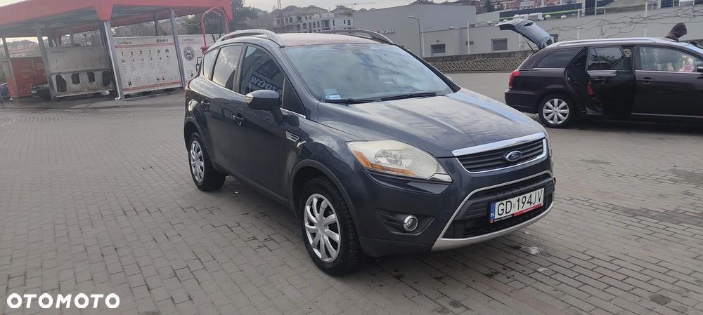 Ford Kuga 2.5 Titanium - 8