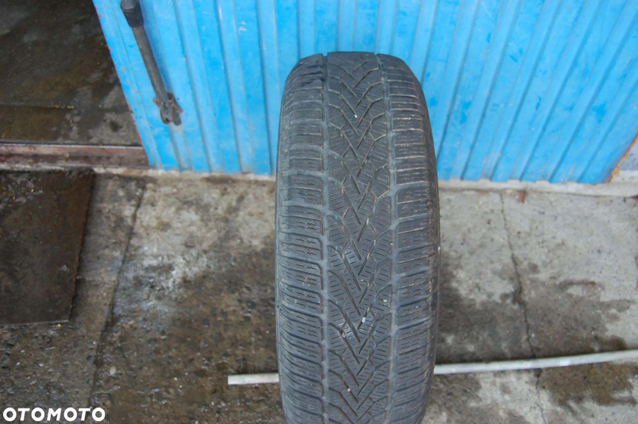 Opony SEMPERIT SPEED-GRIP 2 215/70 R16 - 1