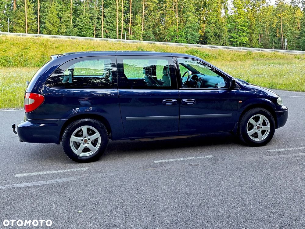 Chrysler Grand Voyager - 13