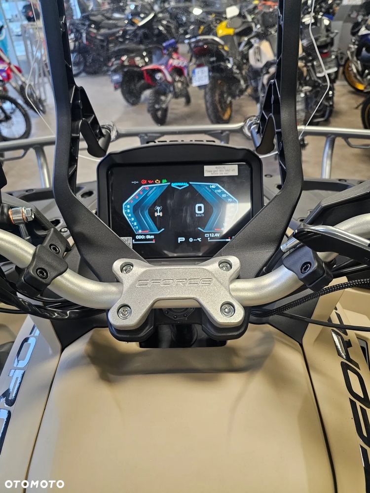 CFMoto CForce - 28