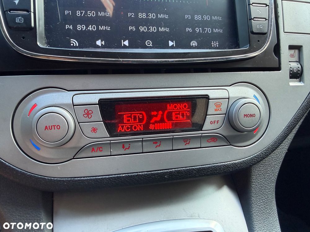 Ford Kuga 2.0 TDCi 4x4 Trend - 22