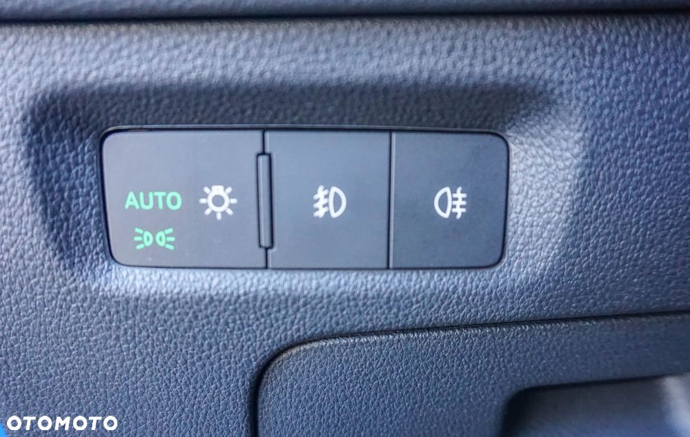 Skoda Octavia 2.0 TDI Style DSG - 24