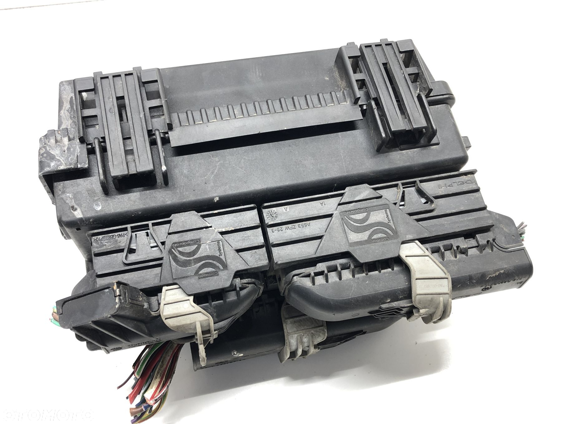 SKRZYNKA BEZPIECZNIKÓW - 286.00 PLN - FIAT GRANDE PUNTO (199_) 2005 - 2022 1.3 D Multijet 55 kW [75 - 2