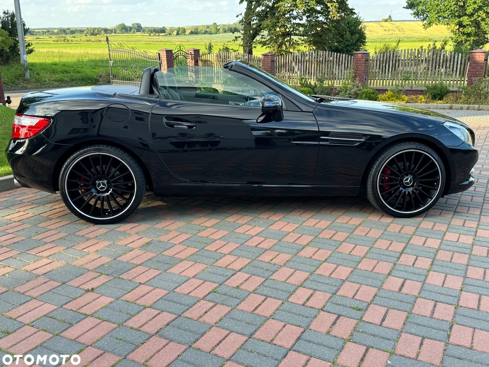 Mercedes-Benz SLK 200 CGI - 8