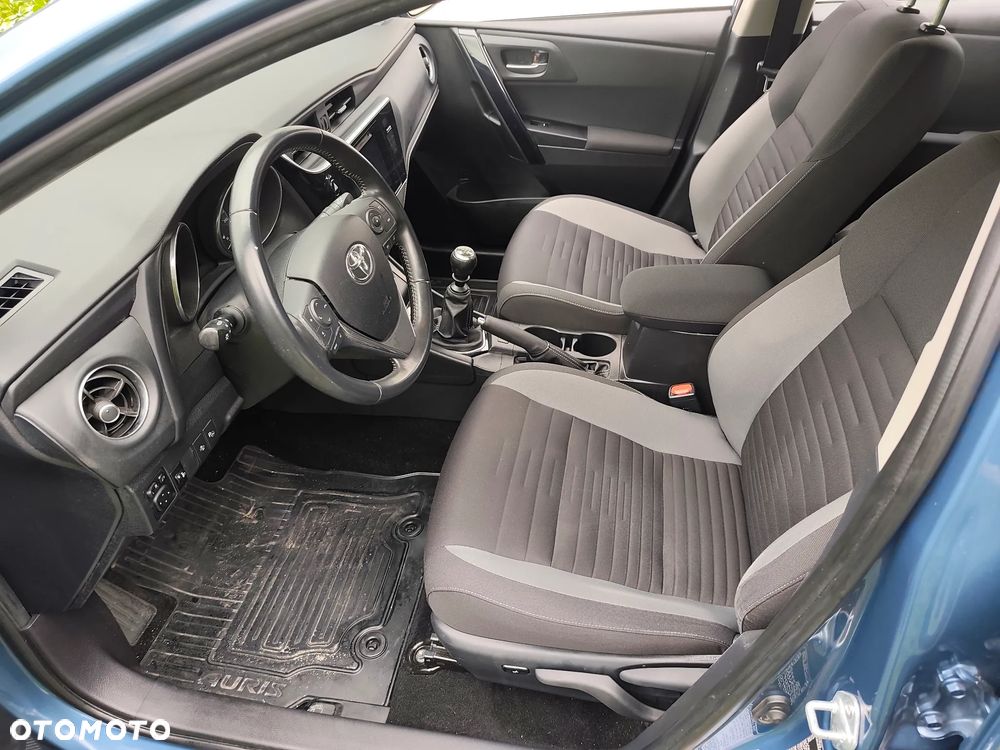 Toyota Auris 1.6 Active - 23