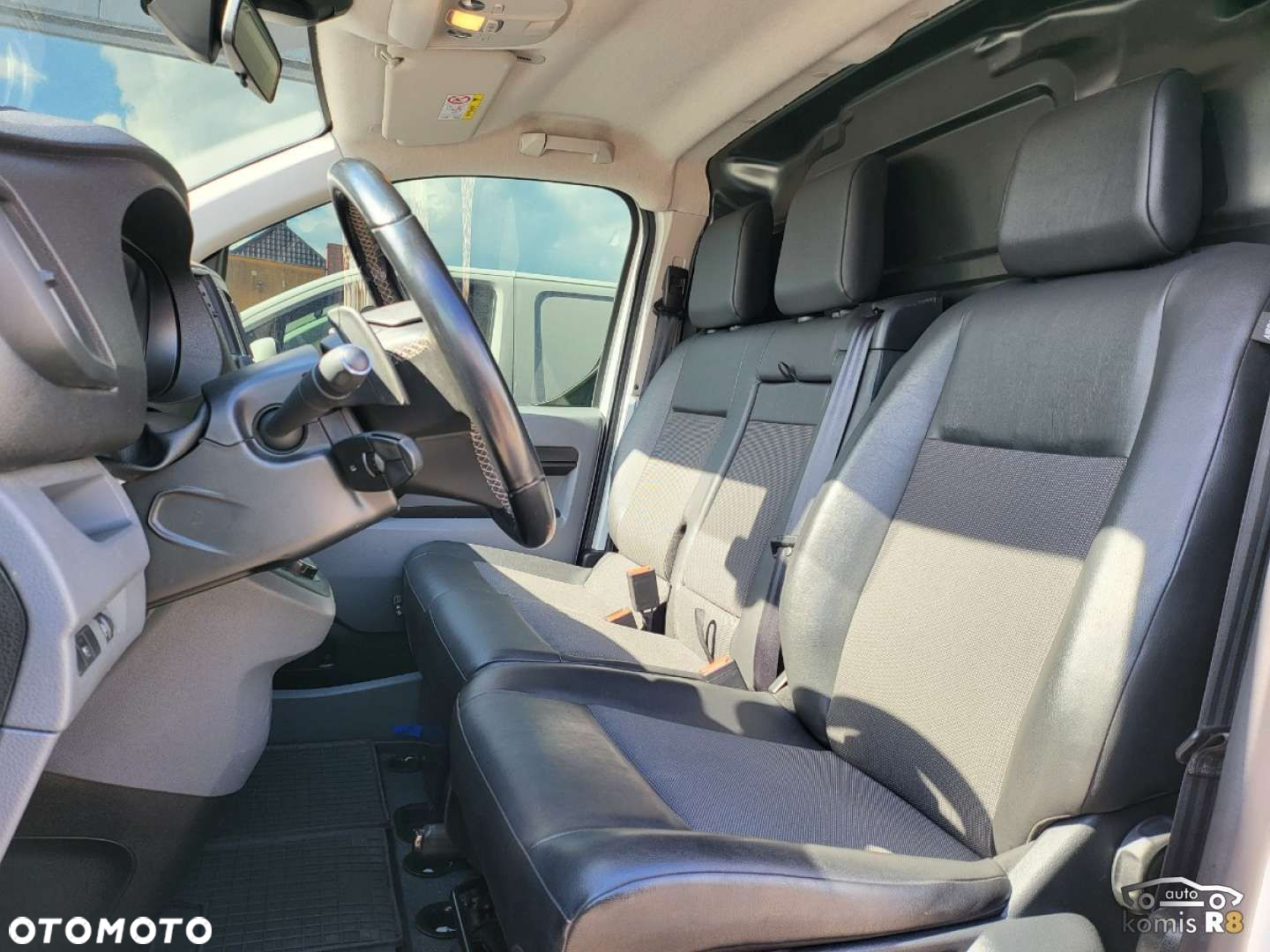Opel Vivaro - 14