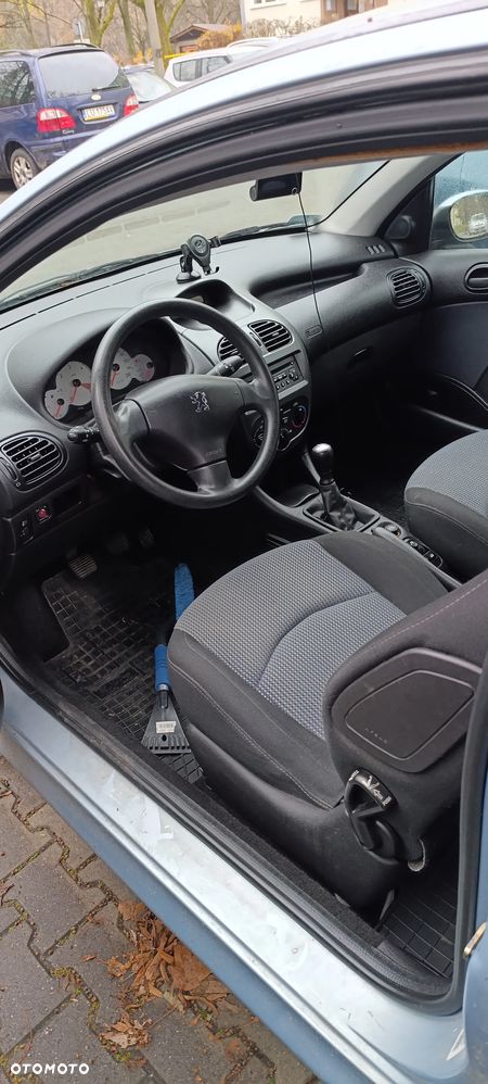 Peugeot 206 - 6