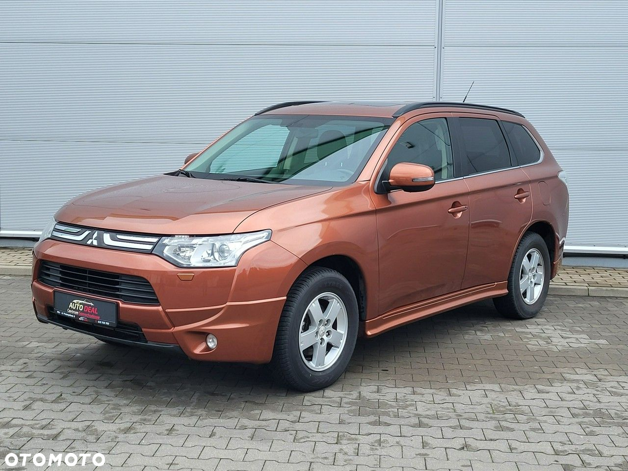 Mitsubishi Outlander - 9