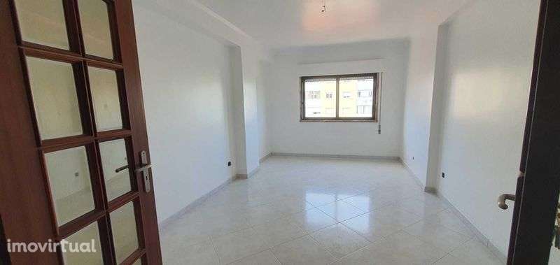 Apartamento T2 na Quinta do Borel - Amadora - perto do Metro - Grande imagem: 3/7