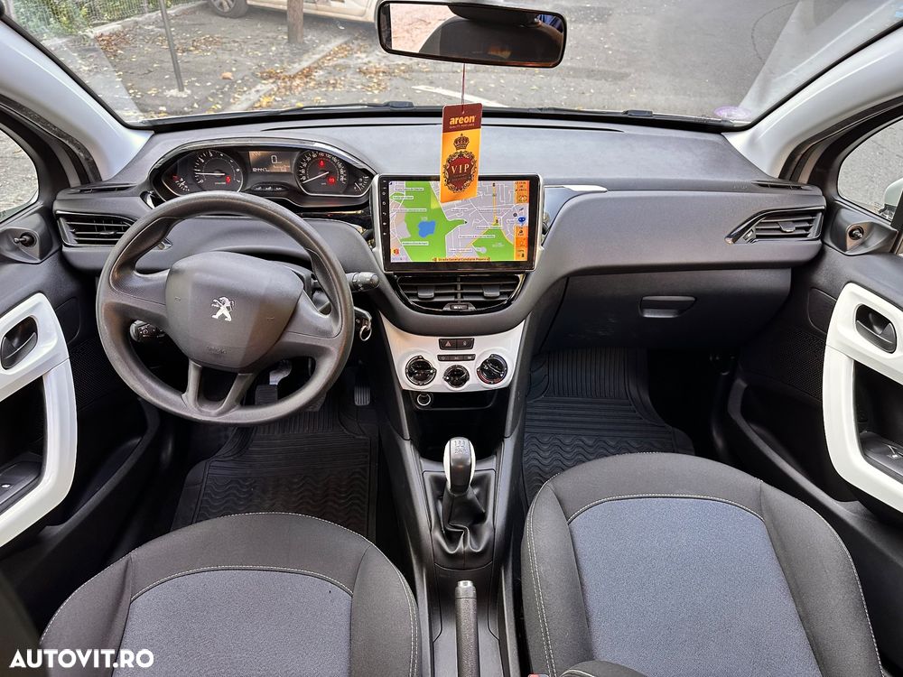 Peugeot 208 PureTech 68 Active - 8