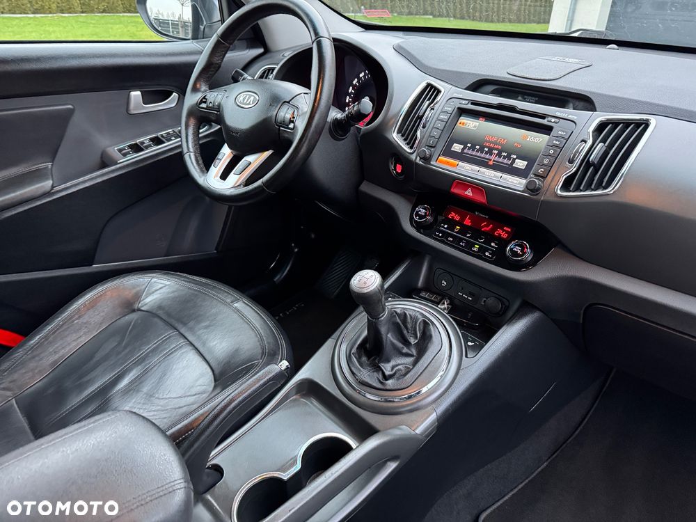 Kia Sportage 2.0 CVVT 4WD Spirit - 30