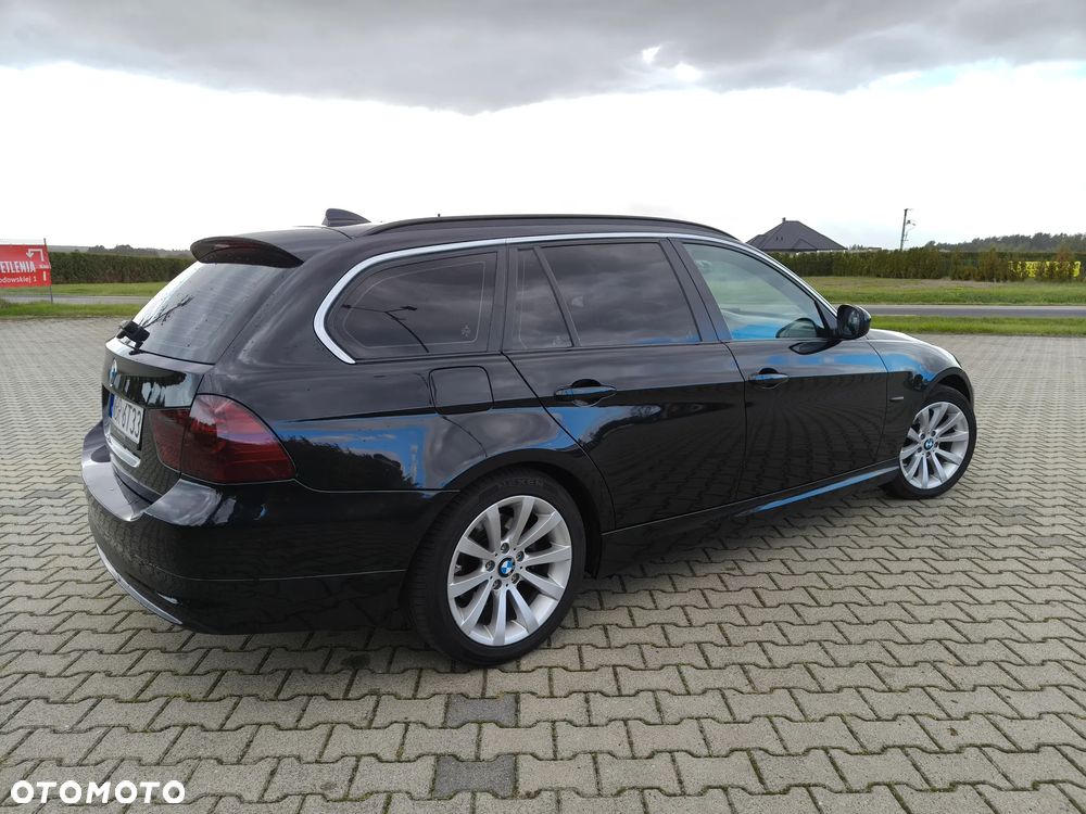 BMW Seria 3 318d - 13