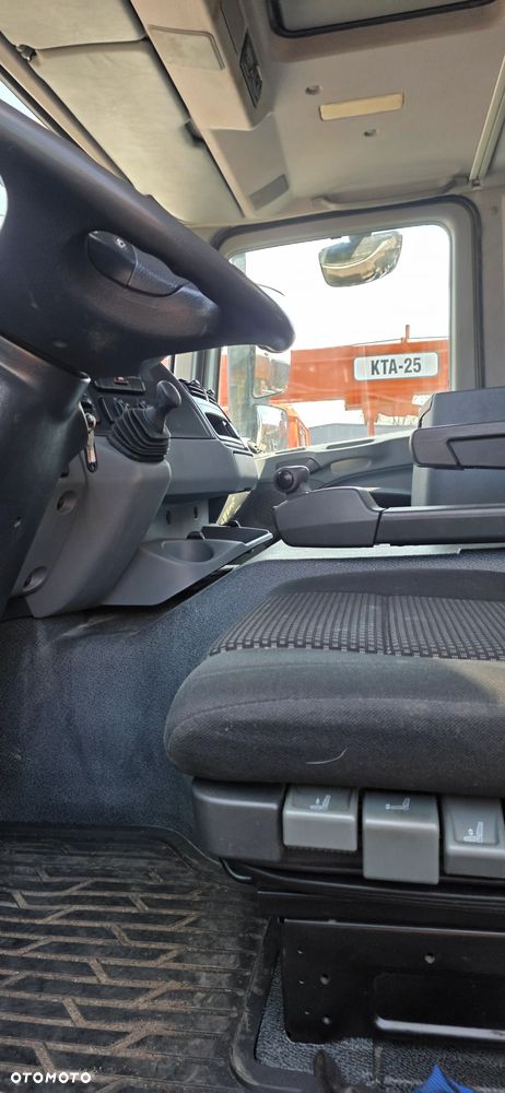 Mercedes-Benz 6X6 Żuraw - 9