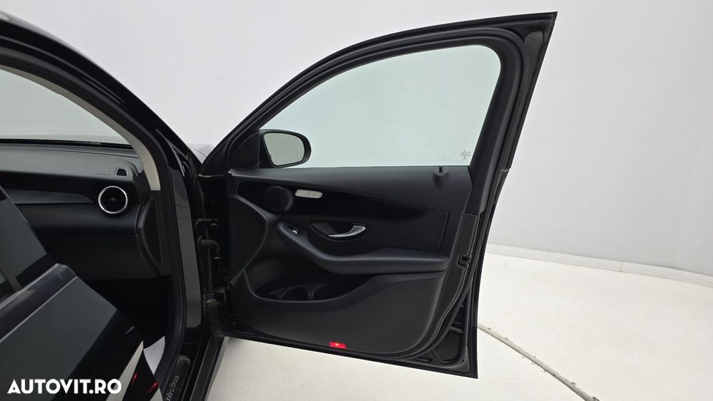 Mercedes-Benz GLC 250 4MATIC - 18