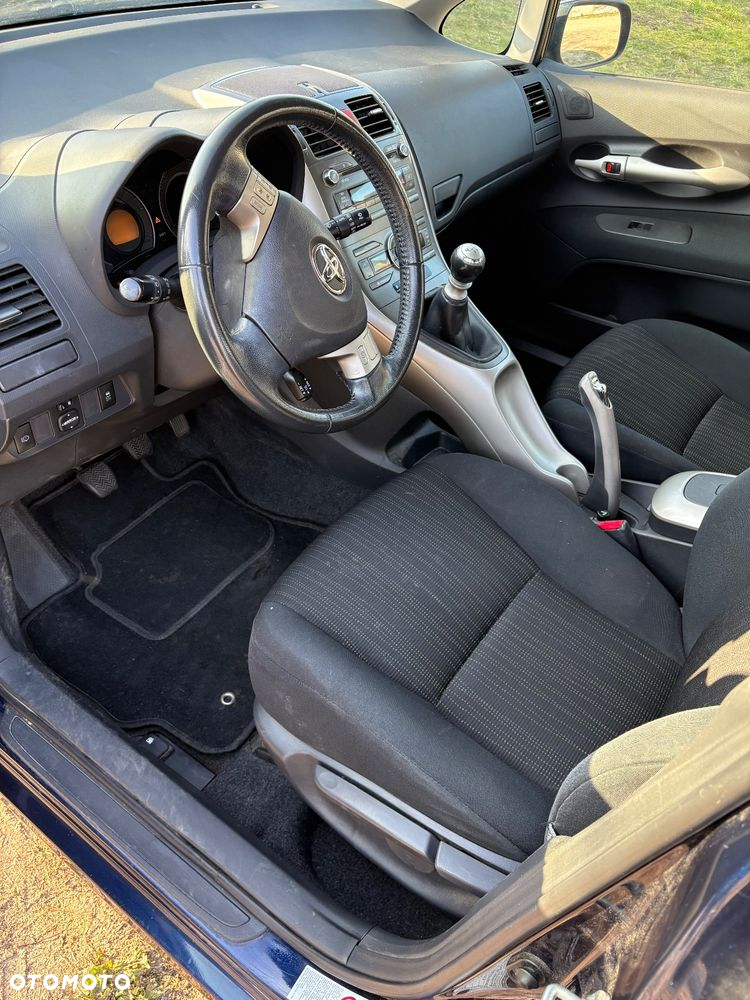 Toyota Auris 2.0 D-4D - 7